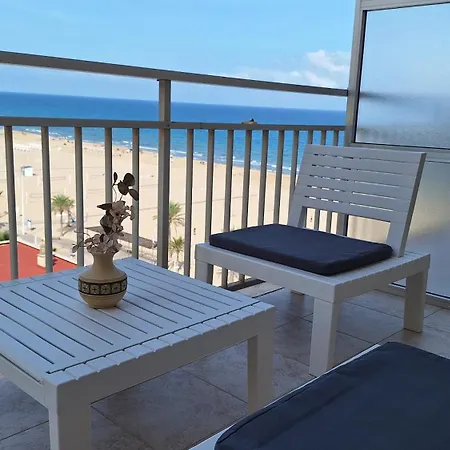 Primera Linea Caracola View, Solo Familias